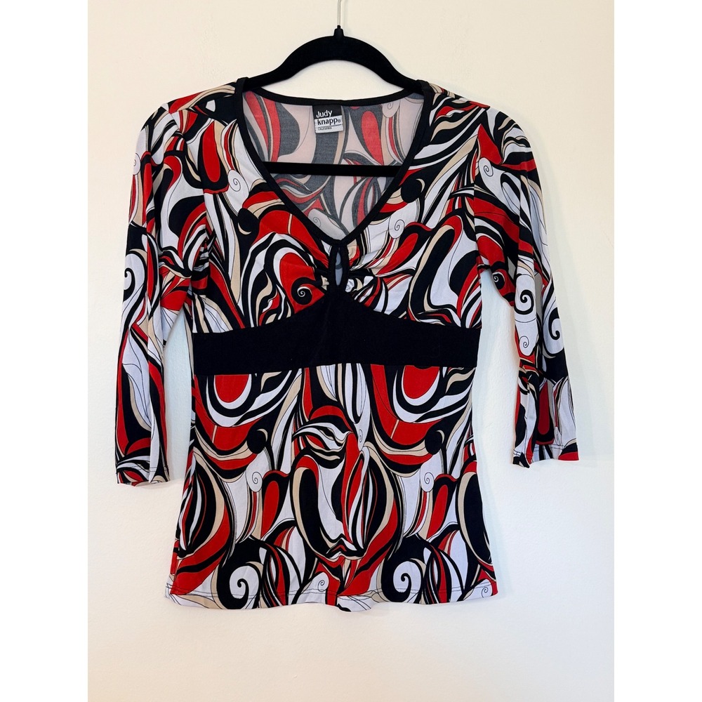 Judy Knapp California Red Black White Swirl V-Neck Empire Waist Top Size S